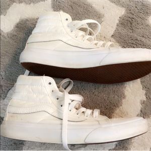 White high rise vans